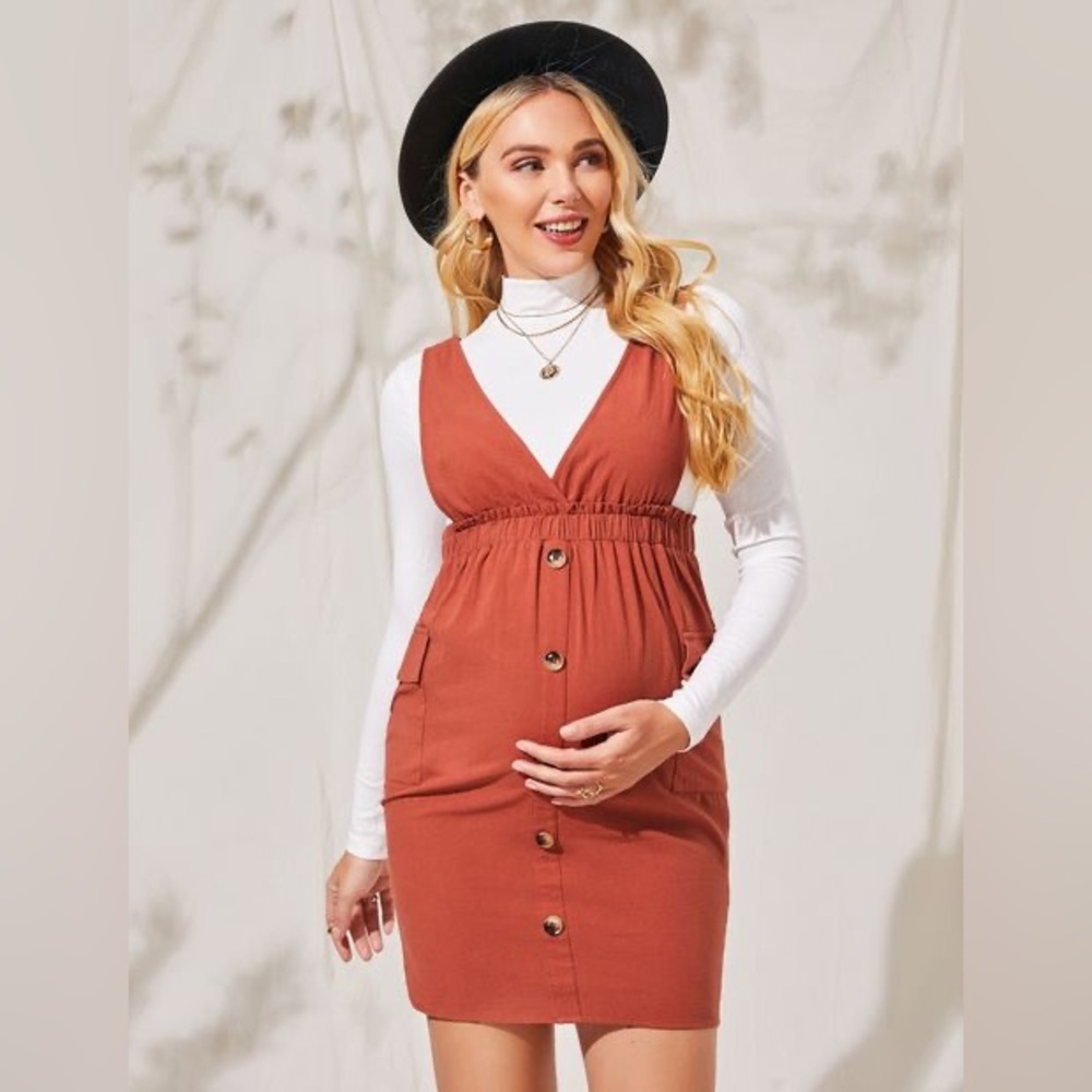 Sleeveless Button-Down Dress in Rust - Picture 3 of 4